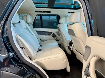 LAND ROVER Range Rover SV FULL Option 22 Zoll Meridian Sign