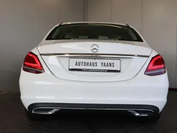 MERCEDES-BENZ C 220 d Avantgarde WIDE MULTIBEAM KAM LED AHK