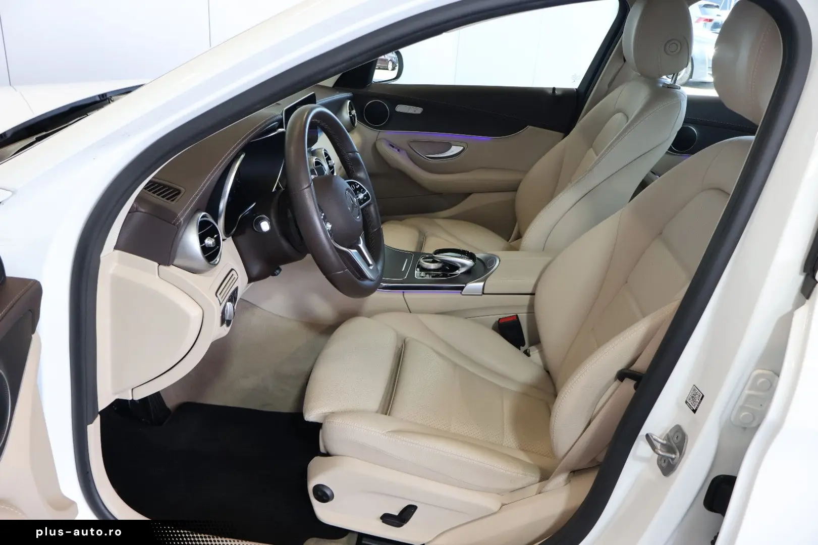 MERCEDES-BENZ C 220 d Avantgarde WIDE MULTIBEAM KAM LED AHK