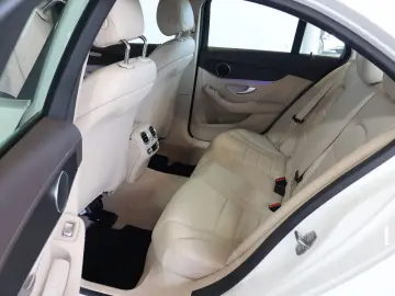 MERCEDES-BENZ C 220 d Avantgarde WIDE MULTIBEAM KAM LED AHK