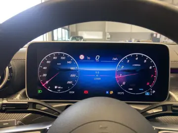 MERCEDES-BENZ CLE 200 AMG Advanced Winter PANO Leder&hellip;