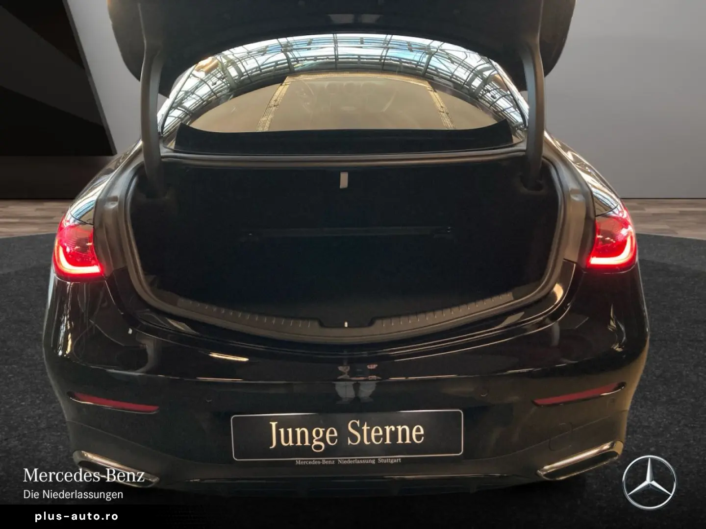 MERCEDES-BENZ CLE 200 Cp. AMG Advanced  PANO NIGHT 20  MEMO