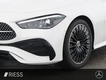 MERCEDES-BENZ CLE 200 AMG Sport Night LED Pano W-Pak&hellip;