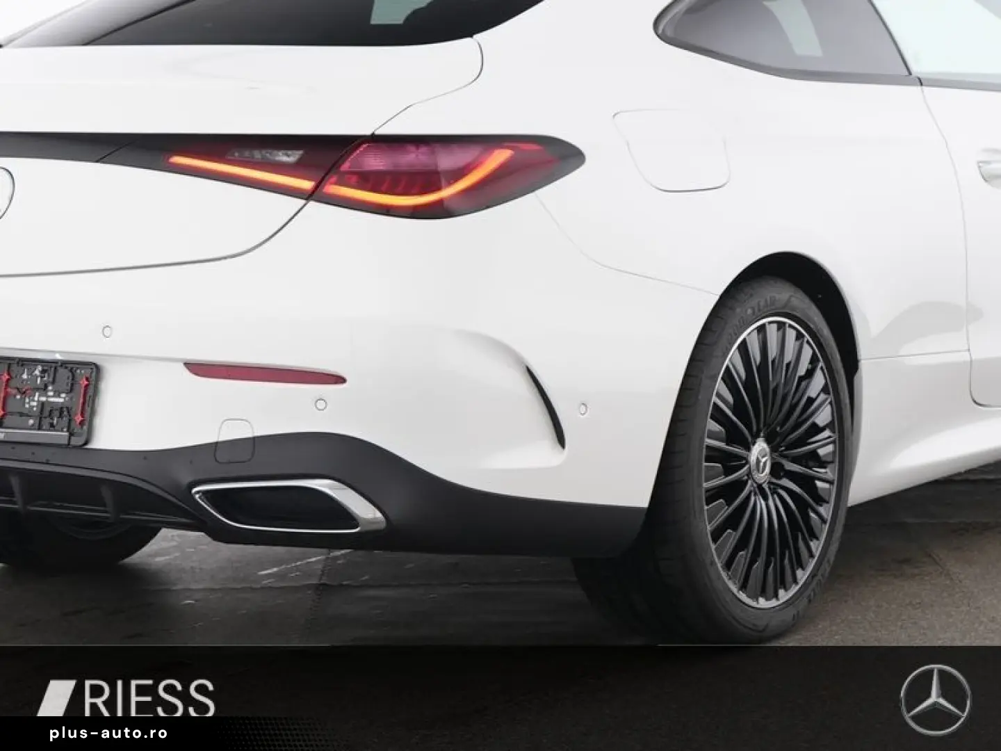 MERCEDES-BENZ CLE 200 AMG Sport Night LED Pano W-Pak&hellip;