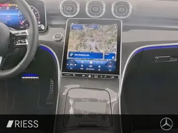 MERCEDES-BENZ CLE 200 AMG Sport Night LED Pano W-Pak&hellip;