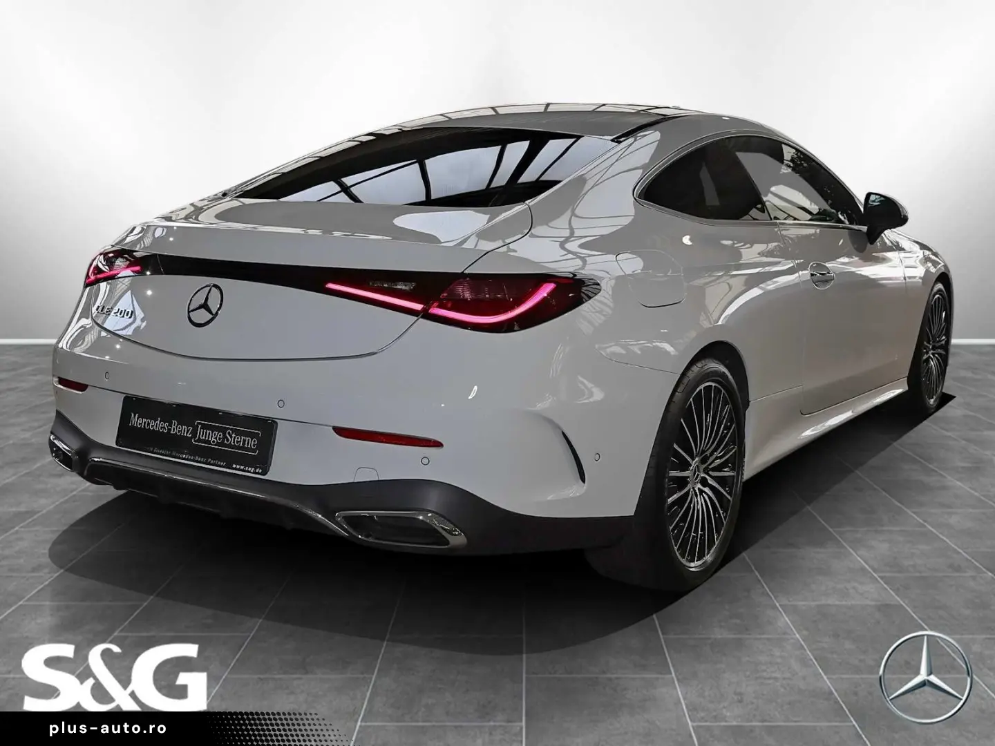 MERCEDES-BENZ CLE 200 Coupé AMG PANORAMA TOTWINKEL MEMORY 19