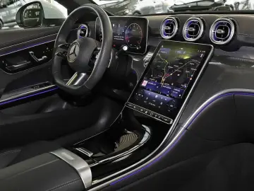 MERCEDES-BENZ CLE 200 Coupé AMG PANORAMA TOTWINKEL MEMORY 19