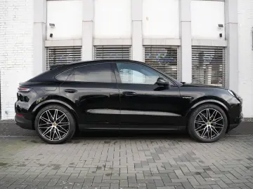 PORSCHE E-Hybrid Coupé ACC-PANO-BOSE-22TURBO-LEDER BEIGE