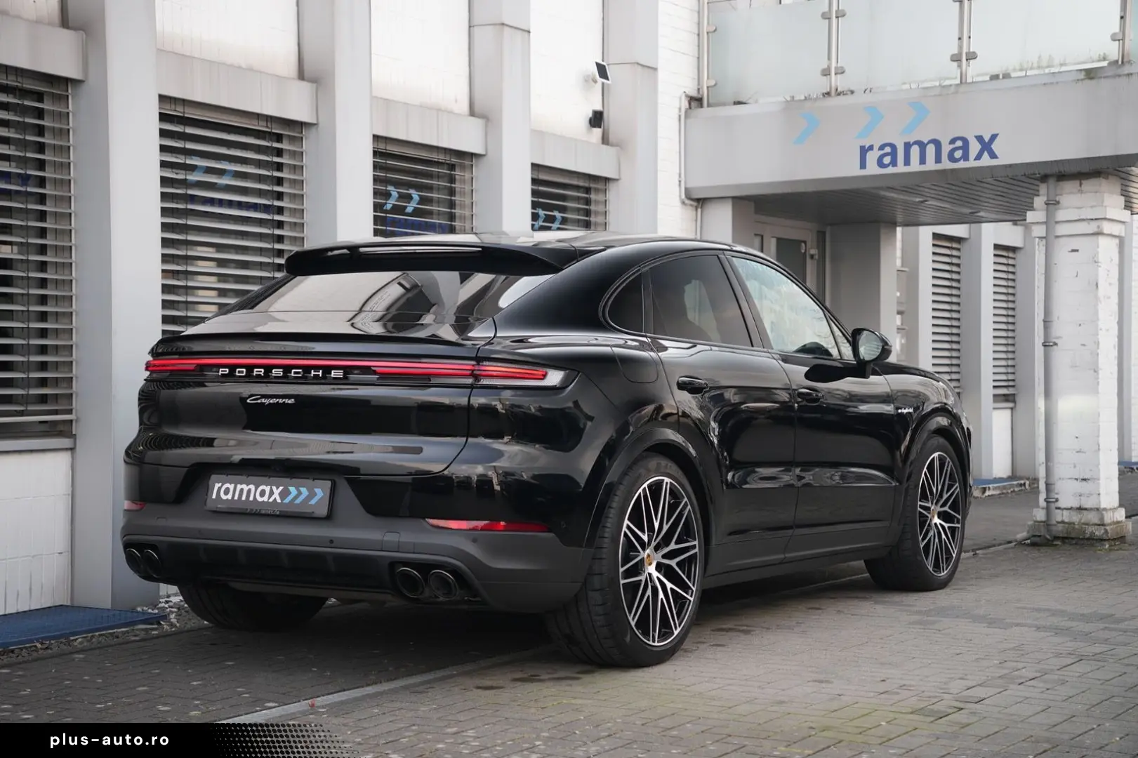 PORSCHE E-Hybrid Coupé ACC-PANO-BOSE-22TURBO-LEDER BEIGE