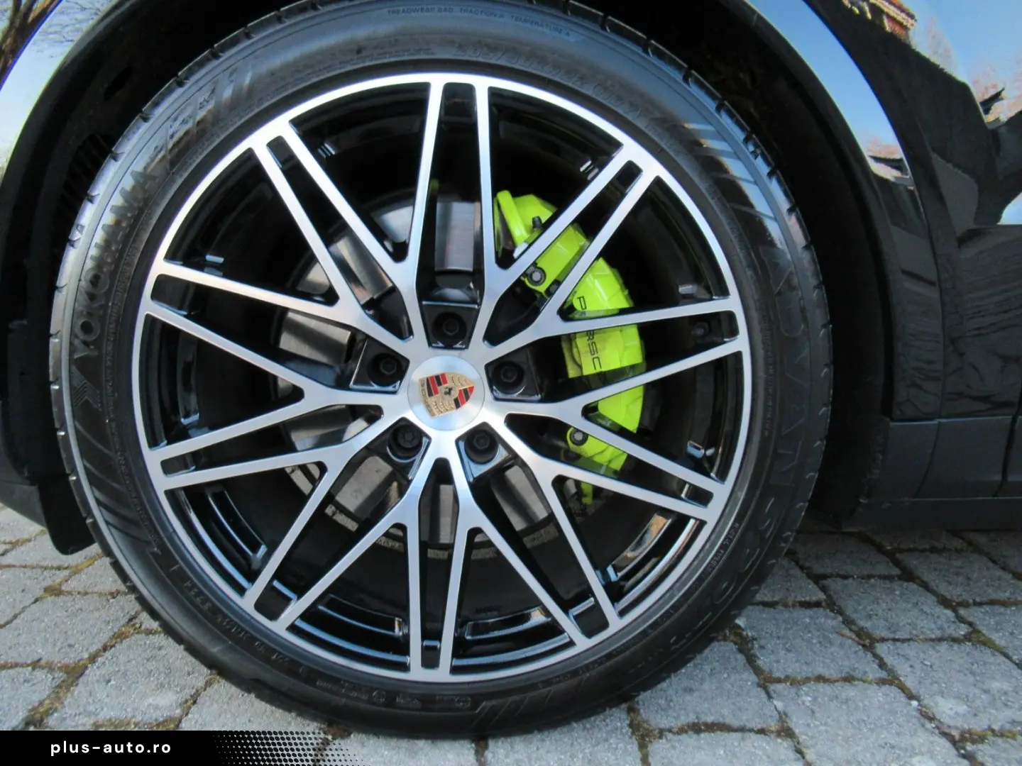 PORSCHE NEW COUPE E-H FOND-RSE HEAD SOFT SPORTSI BELÜ 22