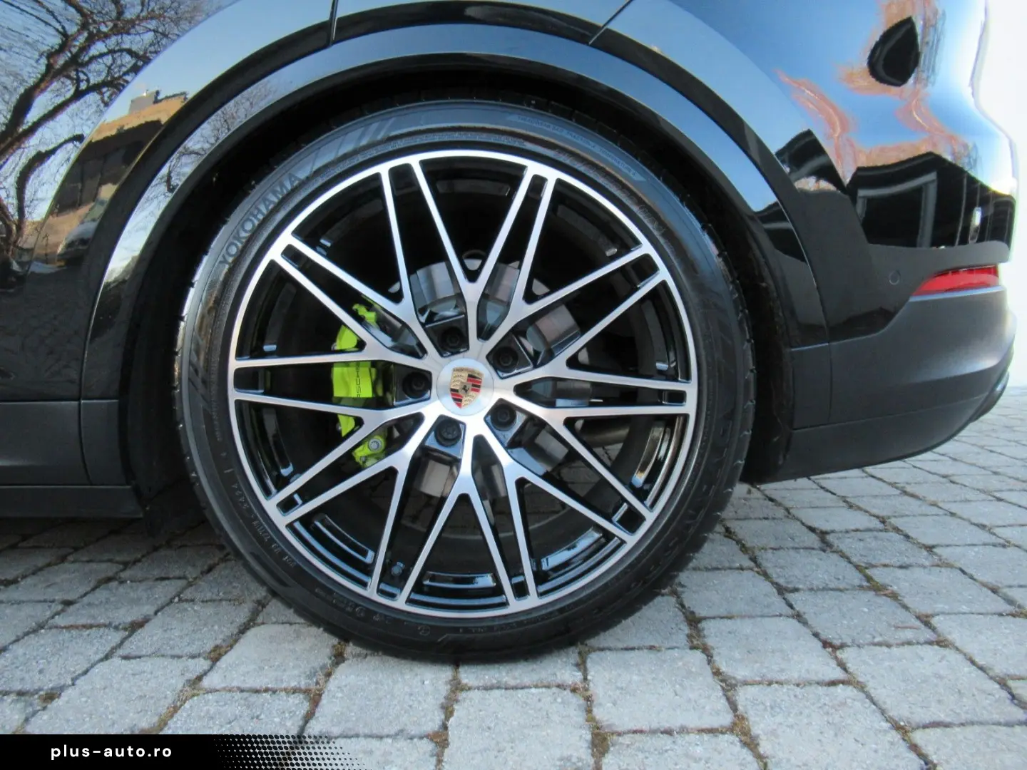 PORSCHE NEW COUPE E-H FOND-RSE HEAD SOFT SPORTSI BELÜ 22