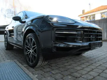 PORSCHE NEW COUPE E-H FOND-RSE HEAD SOFT SPORTSI BELÜ 22