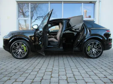 PORSCHE NEW COUPE E-H FOND-RSE HEAD SOFT SPORTSI BELÜ 22