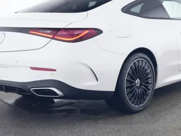 MERCEDES-BENZ CLE 220 d AMG Night Pano Burm Distronic Memory