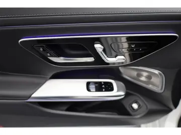 MERCEDES-BENZ CLE 220 d AMG Night Pano Burm Distronic Memory