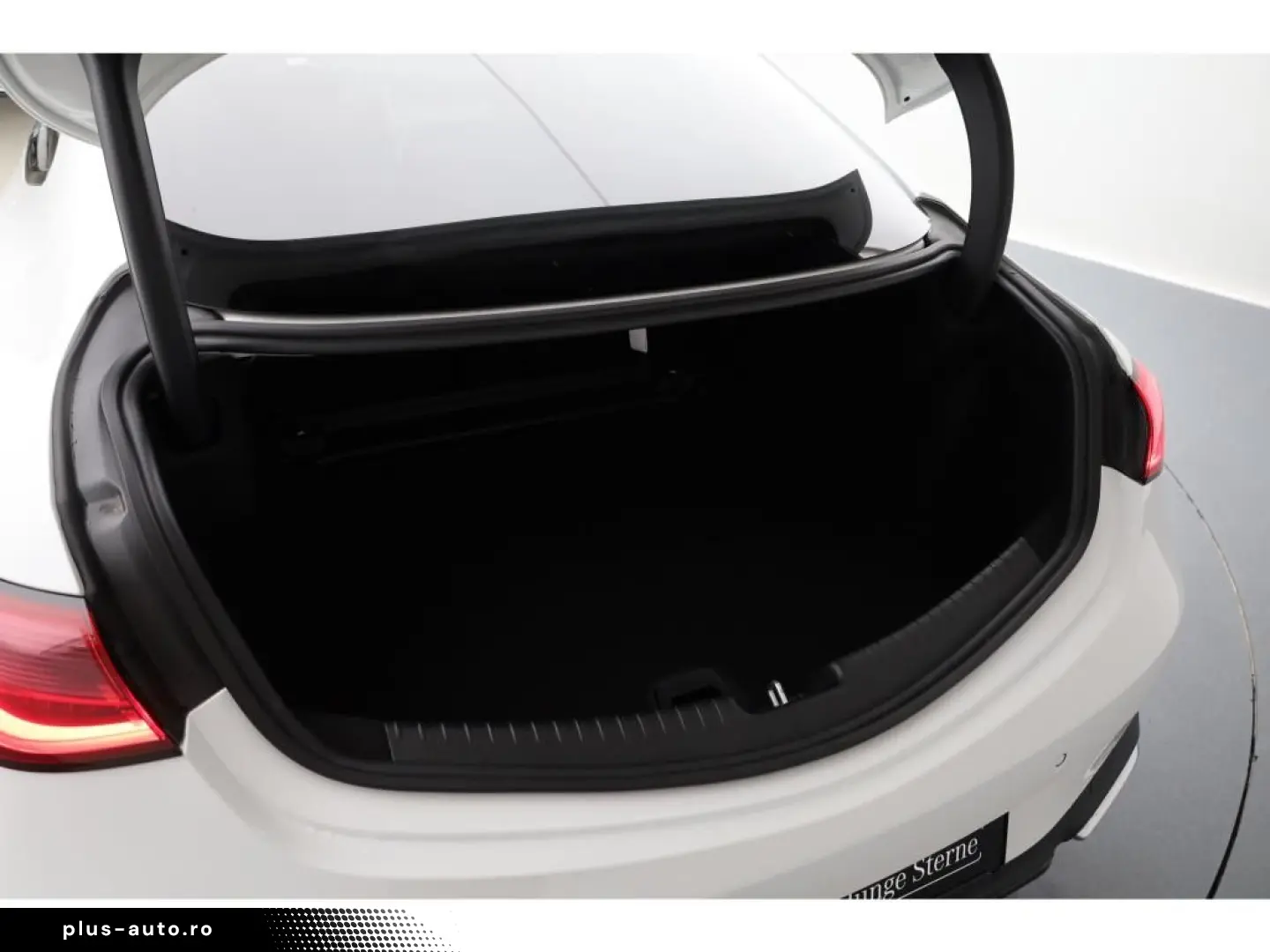 MERCEDES-BENZ CLE 220 d AMG Night Pano Burm Distronic Memory