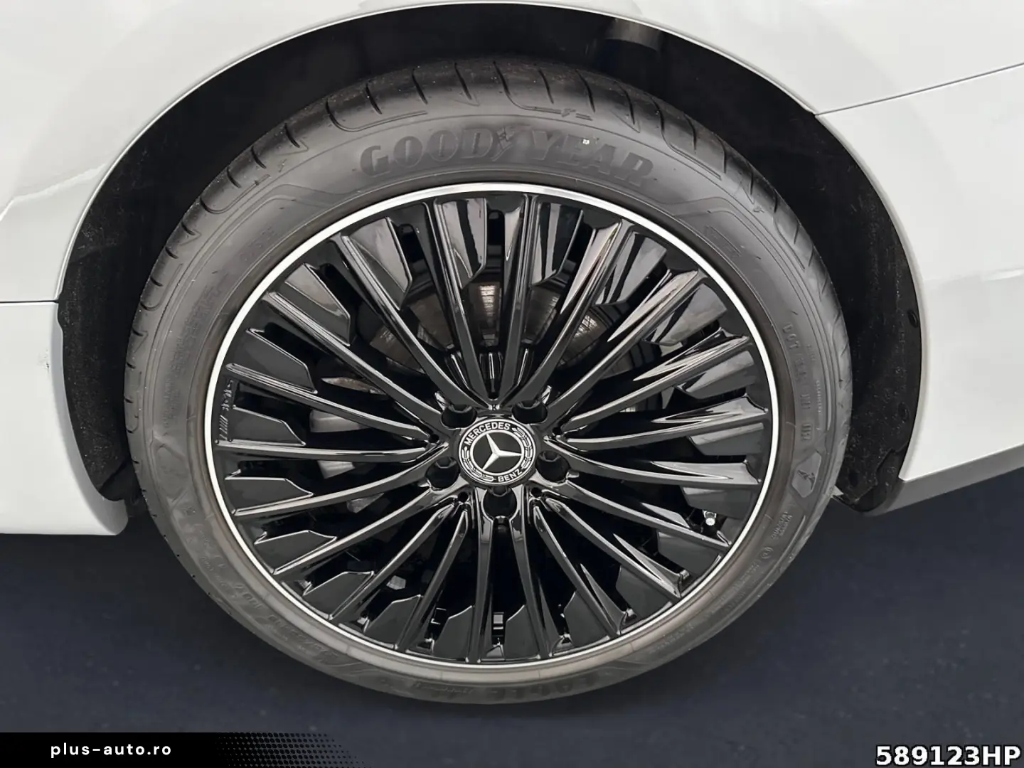 MERCEDES-BENZ CLE 200 Coupé AMG  Night Pano 19  Memo&hellip;