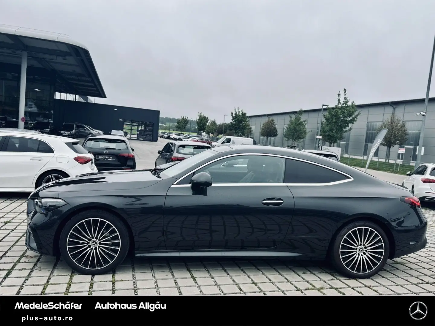 MERCEDES-BENZ CLE 220 d AMG 19  Pano D-Light AHK Mem&hellip;