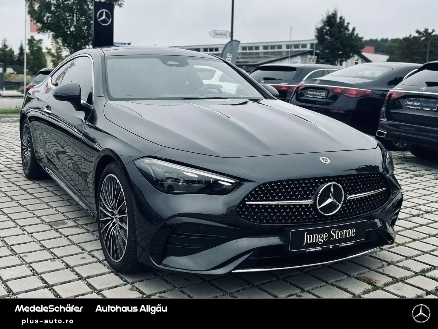 MERCEDES-BENZ CLE 220 d AMG 19  Pano D-Light AHK Mem&hellip;