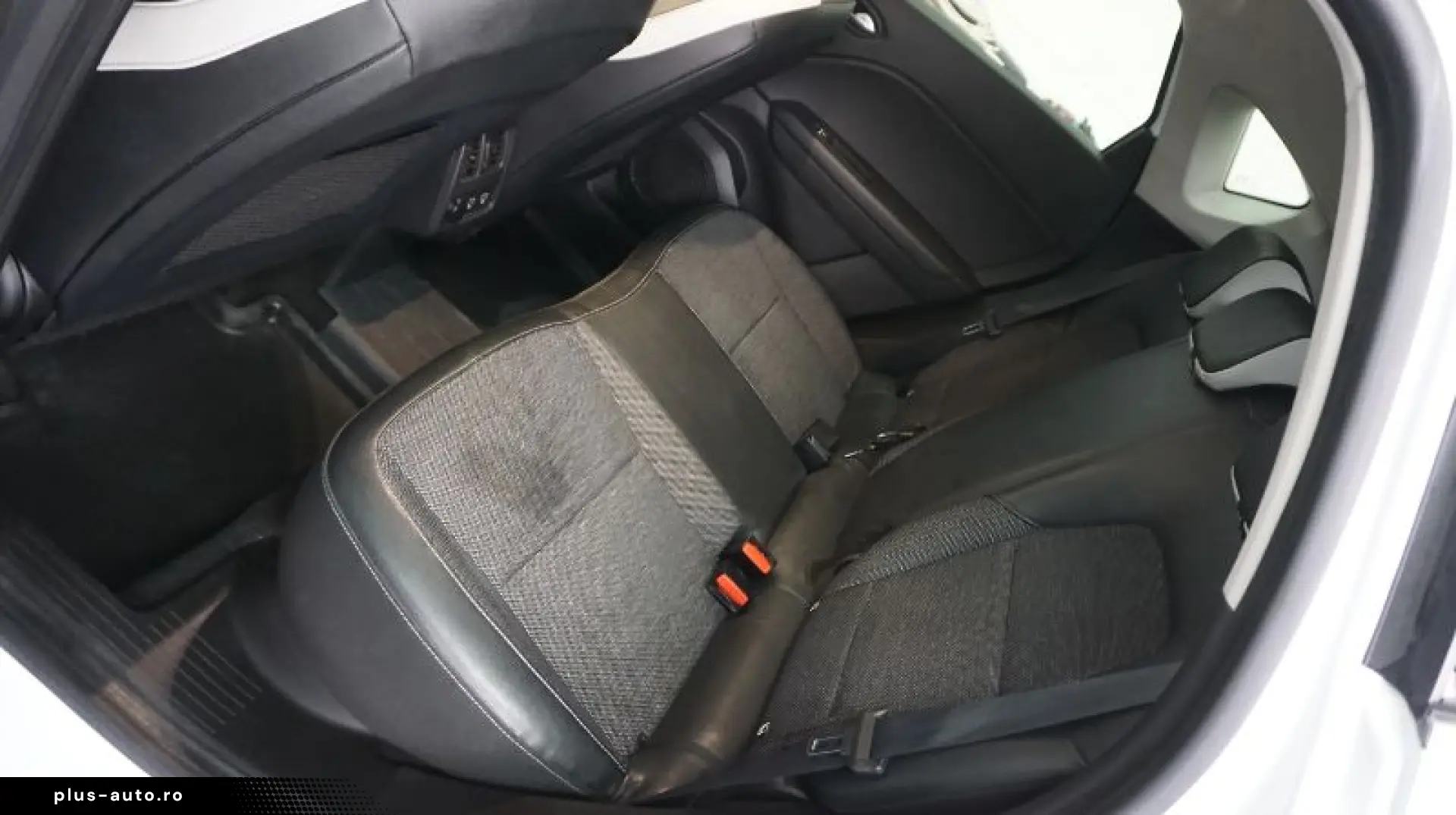 RENAULT CAPTUR 1.6 E-Tech 160CP Intens Plug-In