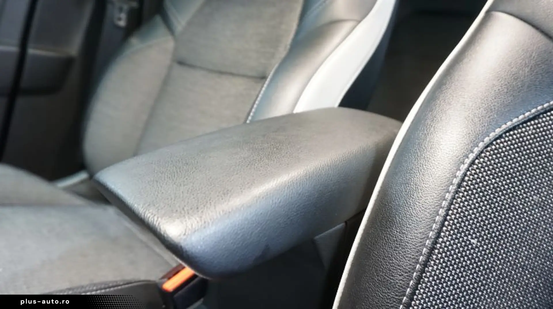 RENAULT CAPTUR 1.6 E-Tech 160CP Intens Plug-In