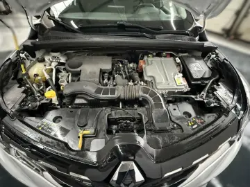 RENAULT CAPTUR 1.6 E-Tech 160CP Intens Plug-In
