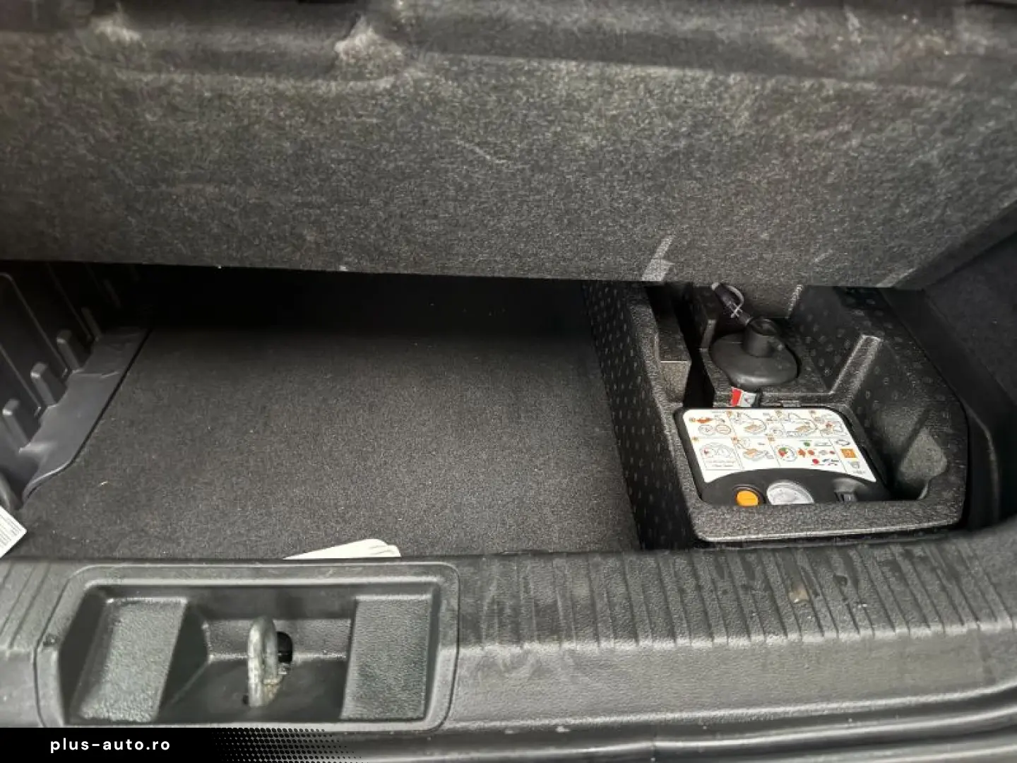 RENAULT CAPTUR 1.6 E-Tech 160CP Intens Plug-In