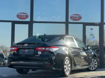 Toyota Camry Gen-Viii-2017