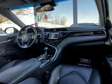 Toyota Camry Gen-Viii-2017