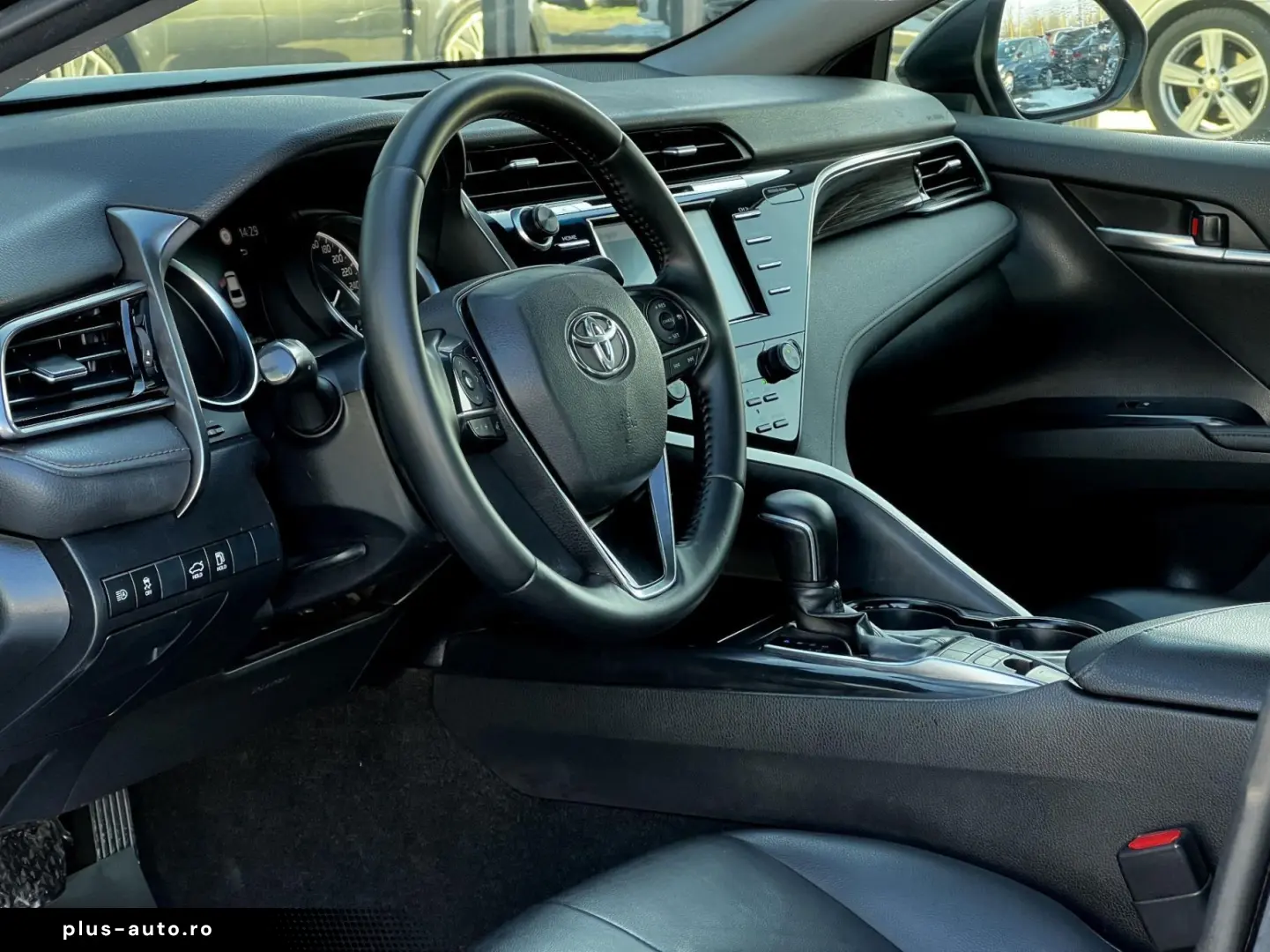 Toyota Camry Gen-Viii-2017