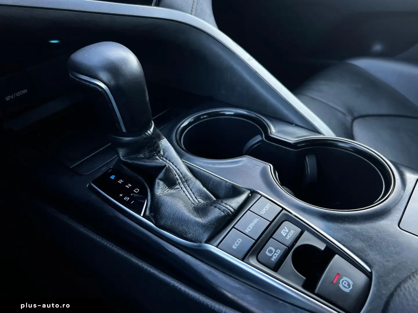 Toyota Camry Gen-Viii-2017