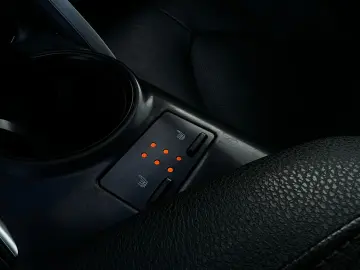 Toyota Camry Gen-Viii-2017