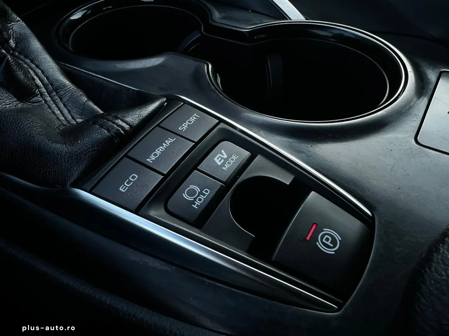 Toyota Camry Gen-Viii-2017