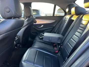 Mercedes-Benz E Gen-W213-2016