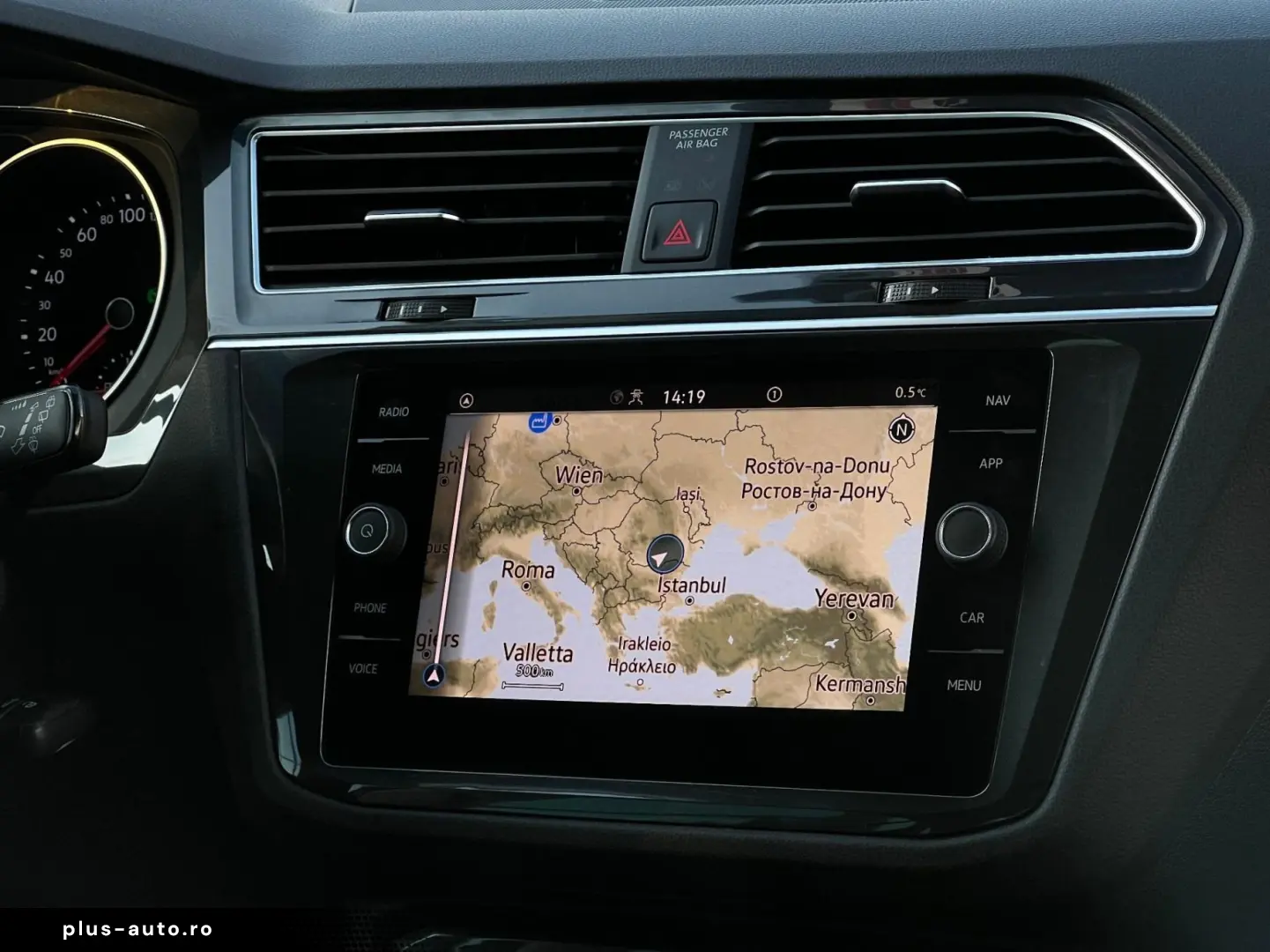 Volkswagen Tiguan Gen-Ii-2016