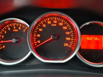 DACIA LOGAN 1.5 Blue dCi 75CP Laureate