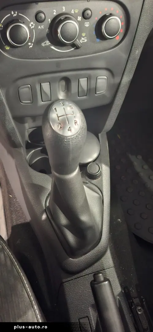 DACIA LOGAN 1.5 Blue dCi 75CP Laureate