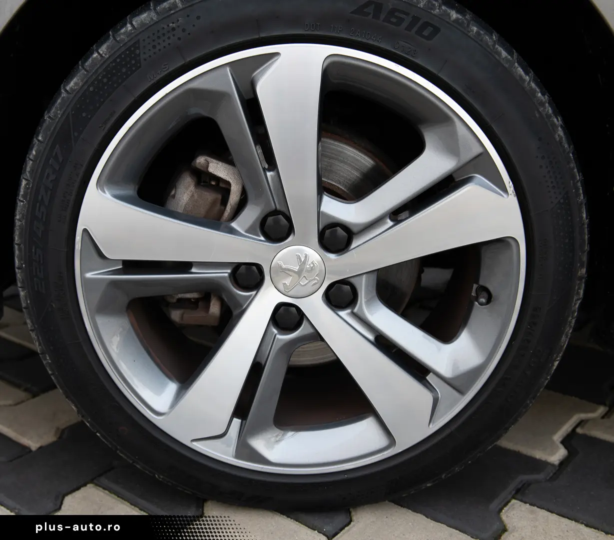 Peugeot 308 SW 1.2 e-THP Feline