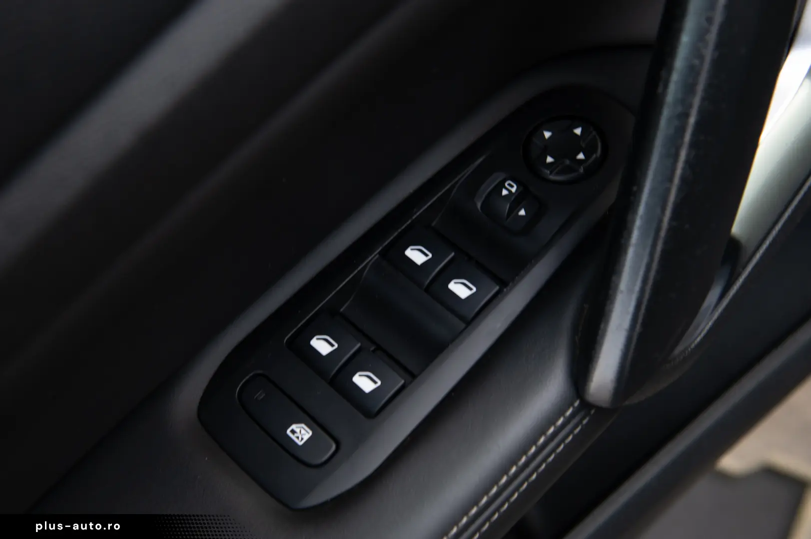 Peugeot 308 SW 1.2 e-THP Feline