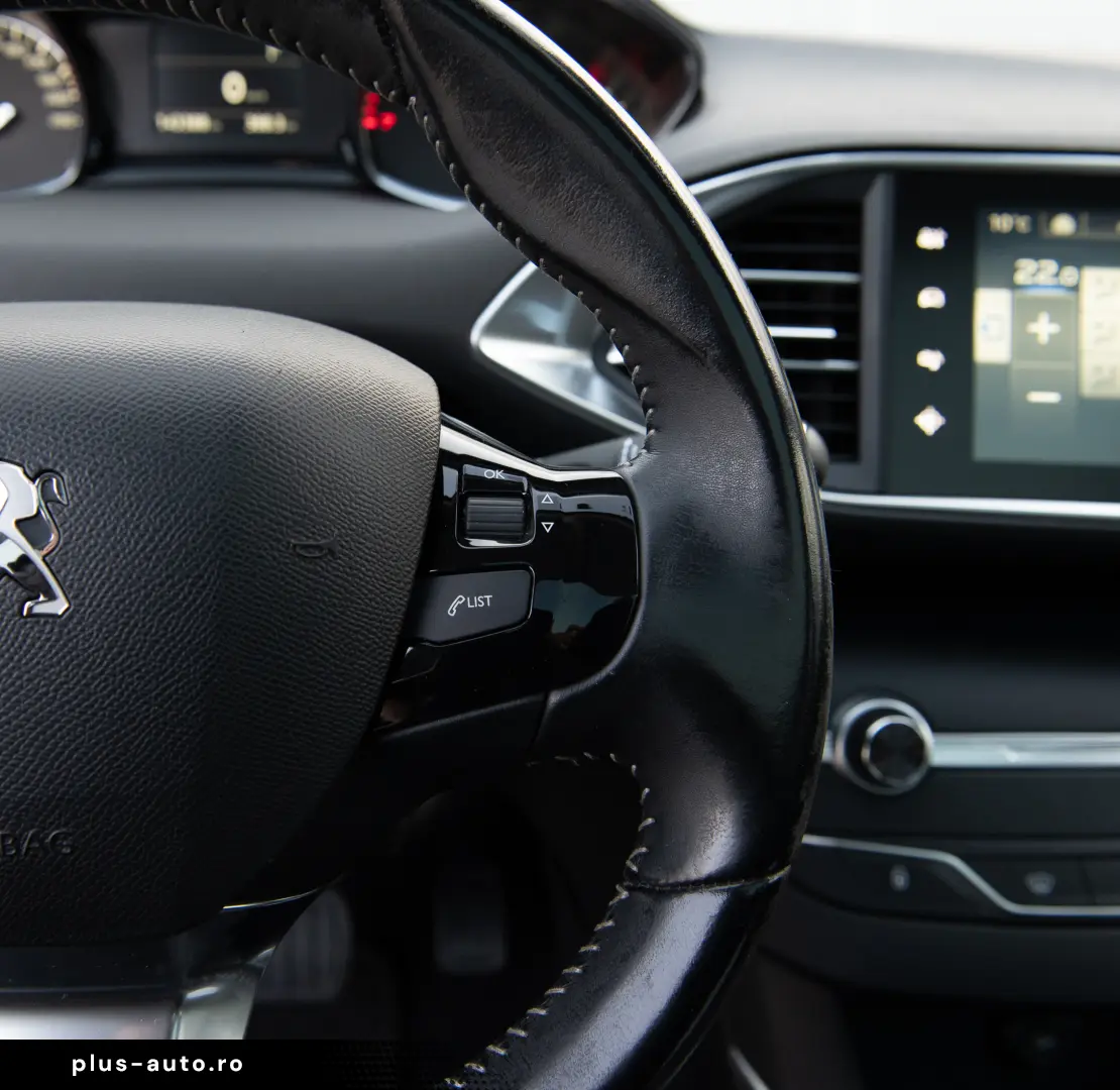 Peugeot 308 SW 1.2 e-THP Feline