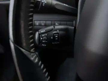 Peugeot 308 SW 1.2 e-THP Feline