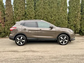 Nissan Qashqai   camera 360   139.000 km    garantie   rate