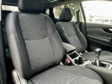 Nissan Qashqai   camera 360   139.000 km    garantie   rate