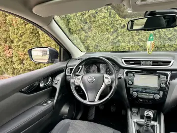 Nissan Qashqai   camera 360   139.000 km    garantie   rate