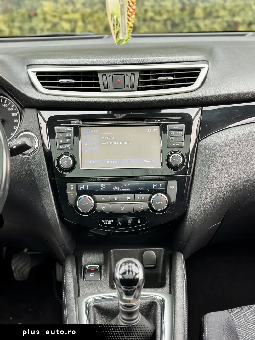 Nissan Qashqai   camera 360   139.000 km    garantie   rate