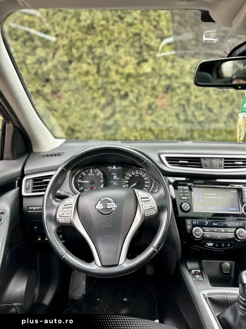 Nissan Qashqai   camera 360   139.000 km    garantie   rate