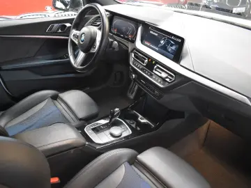 BMW 218 i Gran Coupé M SPORT