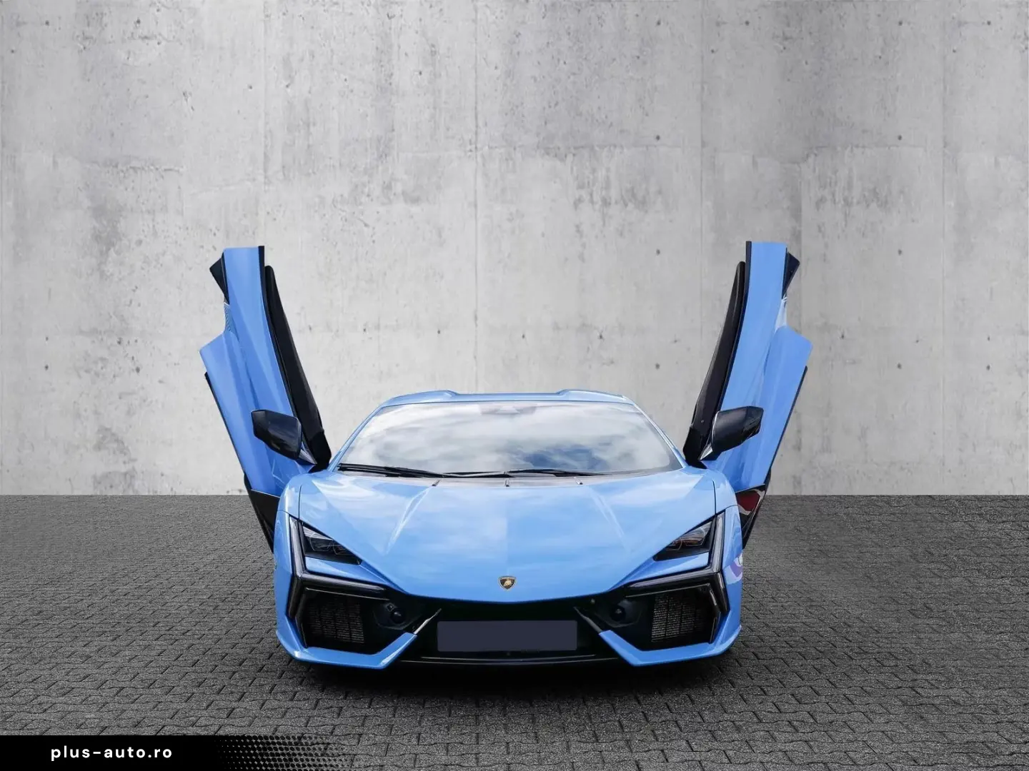 Lamborghini Revuelto