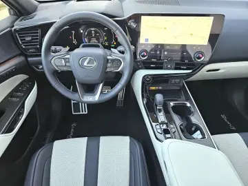 Lexus NX 450h   E-FOUR F SPORT