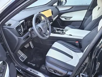 Lexus NX 450h   E-FOUR F SPORT